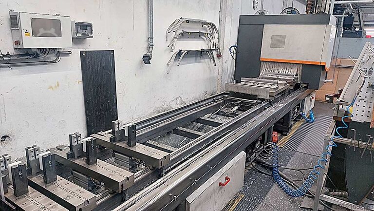 Profile Machining Center Elumatec SBZ 140