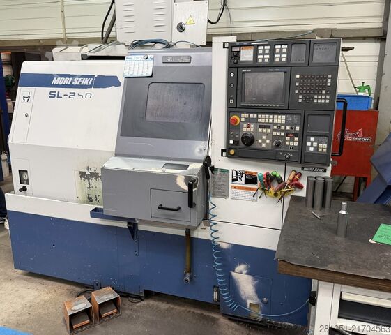 CNC-draai- en freescentrum Mori Seiki NL2500SY