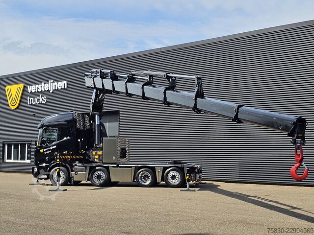 Vrachtwagen met kraan DAF XF 530 8x2 / HMF 9520 K8 / NIEUW!