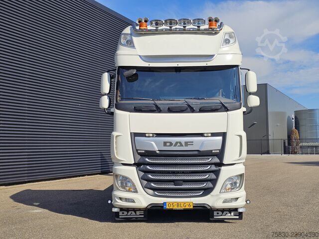 Furgon samochodowy do przewozu aut DAF XF 530 6x2 / OPRIJ - MACHINE TRANSPORT