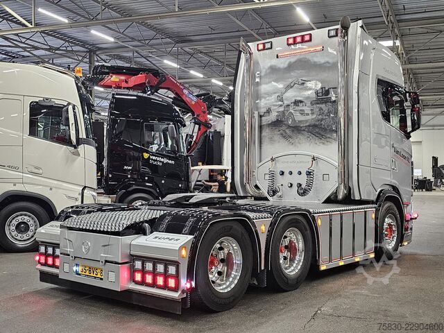 Standard-SZM Scania S590 V8 6X4 / 2 TANKS / NL TRUCK! 80T