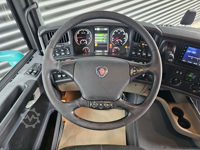 Plataforma de carga Scania R450 8x2 / HMF 60TM / CRANE / KRAN