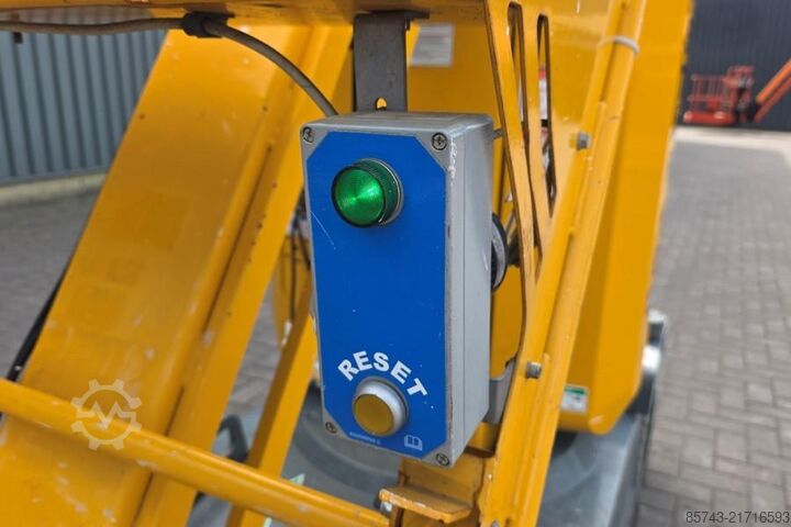 Αρθρωτή τηλεσκοπική πλατφόρμα εργασίας Haulotte STAR 10 Electric, 10m Working Height, 3m Reach, 20