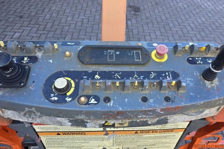 Αρθρωτή τηλεσκοπική πλατφόρμα εργασίας JLG 1250AJP Diesel, 4x4x4 Drive, 40.1m Working Height,