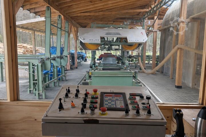 Sega a nastro orizzontale WRAVOR ÜSTÜNKARLI- WRAVOR UHYB-120 Horizontální pásová pila.