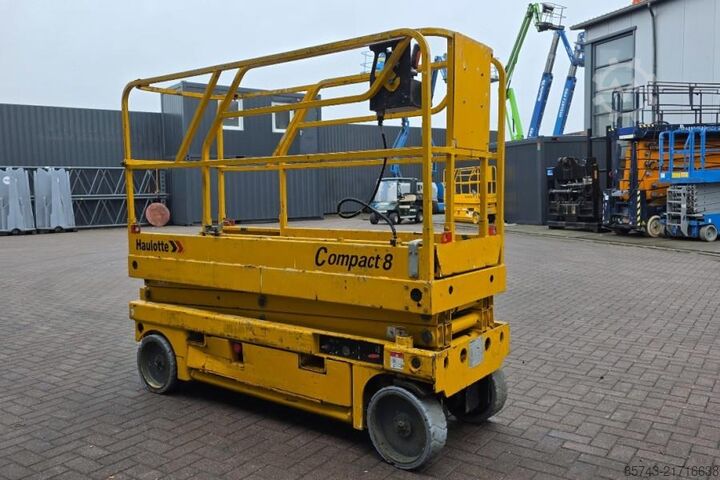 Ψαλίδι ανύψωσης Haulotte Compact 8 As-Is, Electric, 8m Working Height, 350k