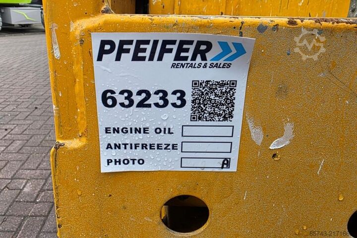 Ψαλίδι ανύψωσης Haulotte Compact 8 As-Is, Electric, 8m Working Height, 350k