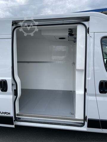 Gekoelde bakwagen FIAT Ducato Kühlkasten CARRIER XARIOS 300