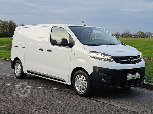 Camioneta familiar de techo alto OPEL VIVARO 1.5 L2H1 Navi Euro6 3Zit