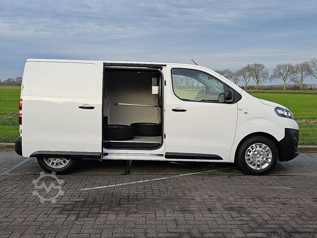 Camioneta familiar de techo alto OPEL VIVARO 1.5 L2H1 Navi Euro6 3Zit