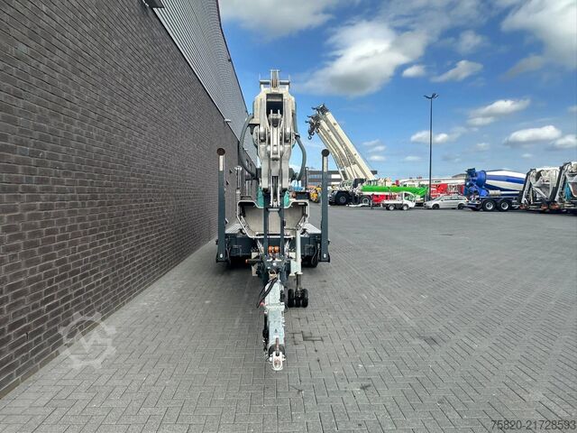 Żuraw terenowy Böcker AHK 36/2400 MONTAGE KRAAN/KRAN/GRUA /CRANE  URE...