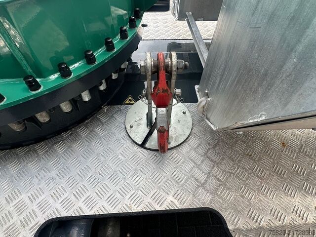 Żuraw terenowy Böcker AHK 36/2400 MONTAGE KRAAN/KRAN/GRUA /CRANE  URE...