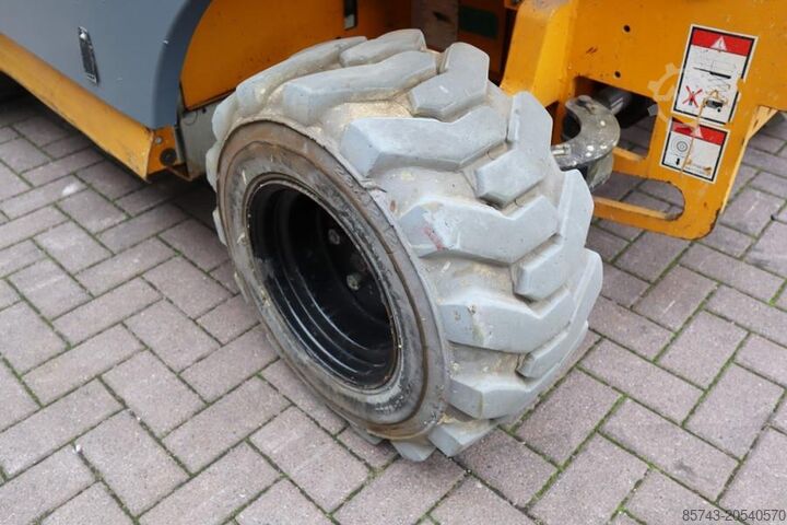 Scissor lift Haulotte Compact 12 RTE As-Is, Electric, 4x4 Drive, 12m Wor