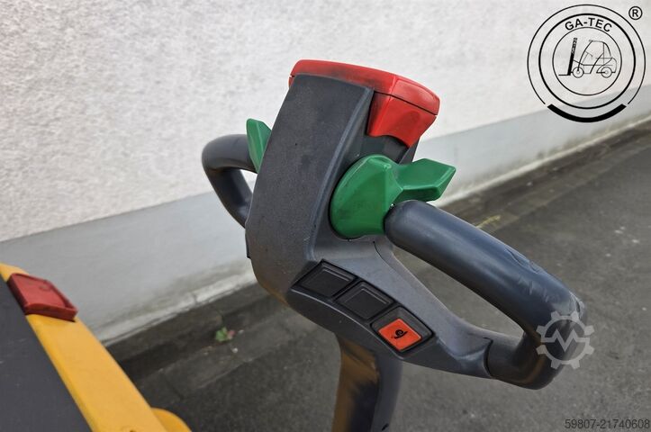 Kézi emelő Jungheinrich EJC16