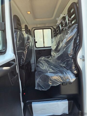 Dobozos furgon IVECO Daily 35