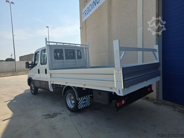 Dobozos furgon IVECO Daily 35