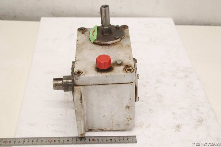 Sebességváltó 31 : 1 unbekannt Welle Ø 20 x 50 mm /  Ø 30 x 25 mm