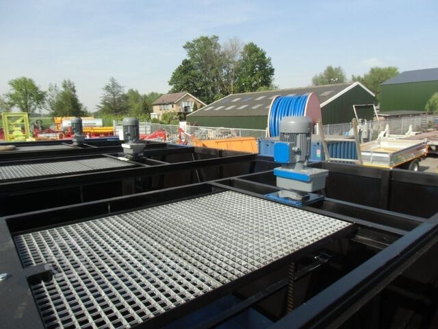 Stroj na hnojiva  AGM Bio