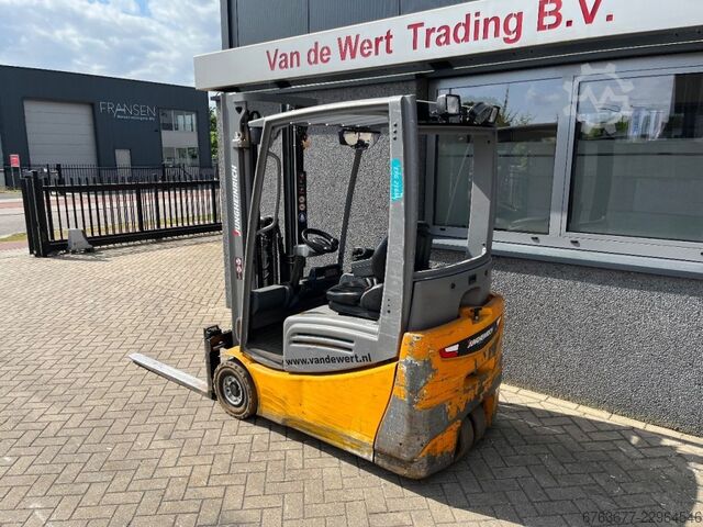 Carretilla elevadora Jungheinrich EFG216K, mástil dúplex 330 con elevación libre total (Freelift), d JUNGHEINRICH EFG216K Heftruck Jungheinrich EFG216K Duplo 330 Fr