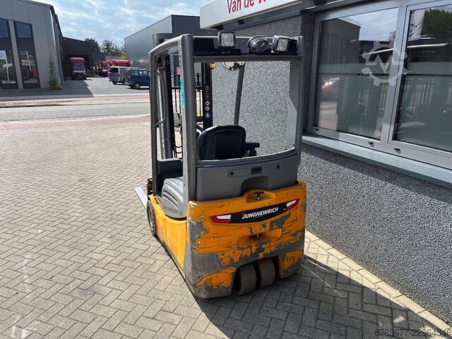Carretilla elevadora Jungheinrich EFG216K, mástil dúplex 330 con elevación libre total (Freelift), d JUNGHEINRICH EFG216K Heftruck Jungheinrich EFG216K Duplo 330 Fr