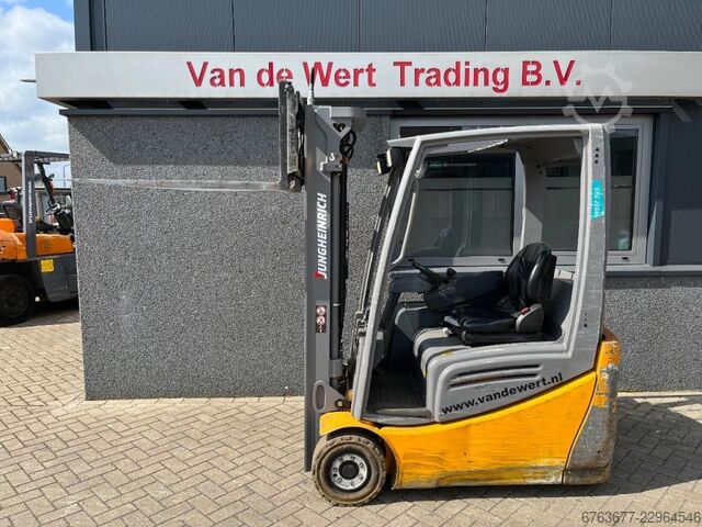 Carretilla elevadora Jungheinrich EFG216K, mástil dúplex 330 con elevación libre total (Freelift), d JUNGHEINRICH EFG216K Heftruck Jungheinrich EFG216K Duplo 330 Fr