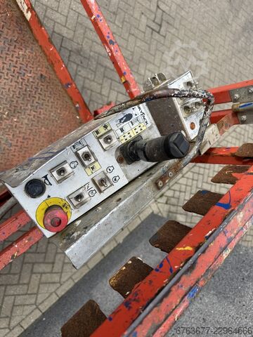 Skyjack SJ 6826RT Plataforma de tijera 10 m / Scissor / Plataforma de trabajo 2018 4x4 Kubota Diesel SKYJACK SJ 6826RT Schaarhoogwerker 10 M / Scissor / Arbeit