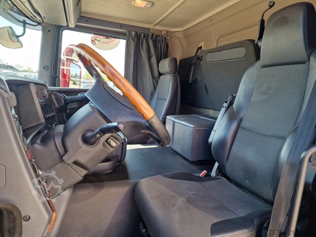 Araba taşıyıcı panelvan Scania G410 8x2*6 - Machine transporter - Loading ramp...