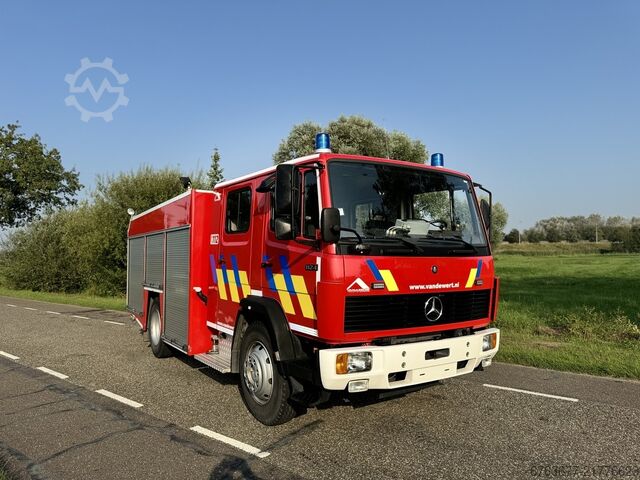 Fire truck MERCEDES 1124 EURO2 1996 MERCEDES-BENZ 1124