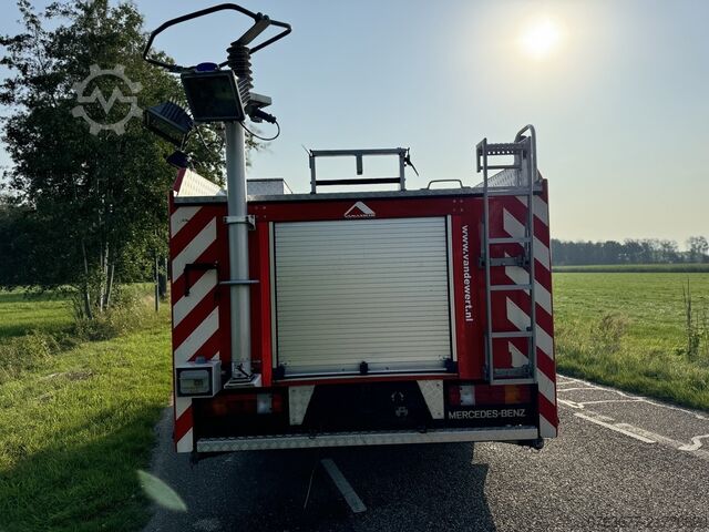 Fire truck MERCEDES 1124 EURO2 1996 MERCEDES-BENZ 1124