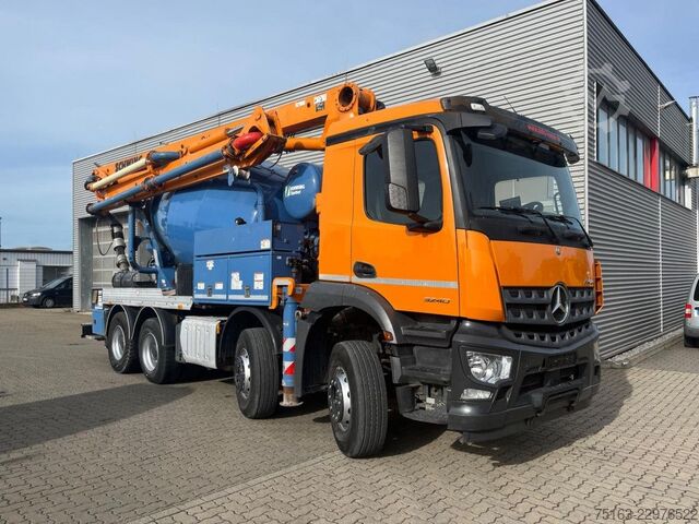 Betonpompwagen MERCEDES-BENZ Arocs 3240 B 8x4 Pumi Schwing Vector deutsch top