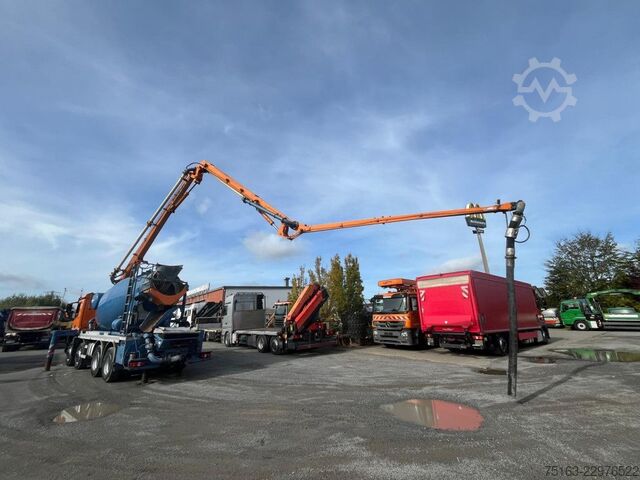 Betonpompwagen MERCEDES-BENZ Arocs 3240 B 8x4 Pumi Schwing Vector deutsch top