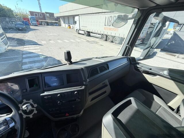Camion frigorifique MAN TGM 18.290 Isotermico + sponda