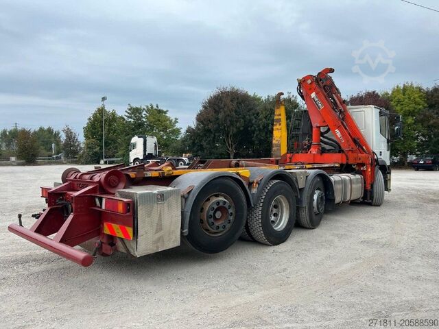 Camion benne à bras amovible IVECO IVECO 260E43 EUROTECH USATO SCARRABILE CON GRU