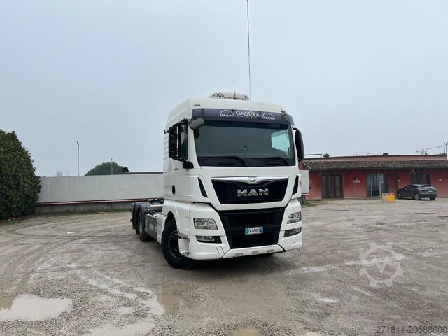 Camion benne à bras amovible MAN MAN TGX 26.500 USATO SCARRABILE 6X2