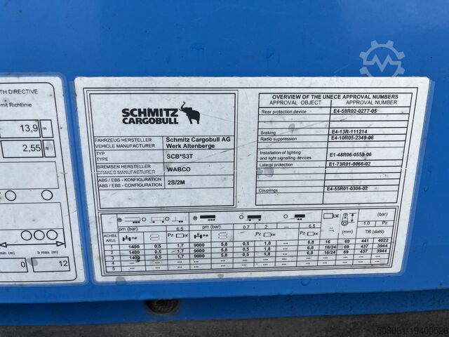 Přívěs s plošinou a plachtou Schmitz Cargobull SCB*S3T / SCS 24/L-13.62 Mega