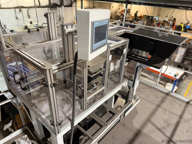 Pakkerilinje Comcount / GIC BFWT Bowl Feeder and VFB2000 Bagger
