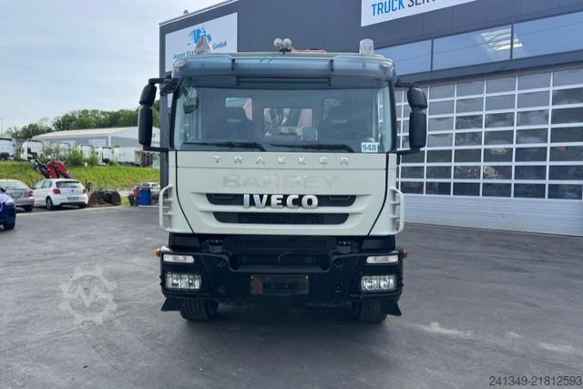 Camion benne IVECO Trakker 410 4x2 Fassi 175-3