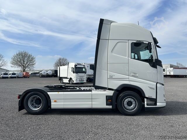 Standaard trekker Volvo FH 500 Aero Euro 6 Globe XL Leder Mikrowelle
