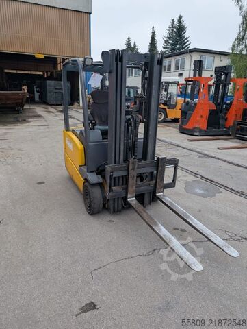 Chariot élévateur électrique à 3 roues Jungheinrich LE ac 16 L // containerfähig // Triplex // Seitens