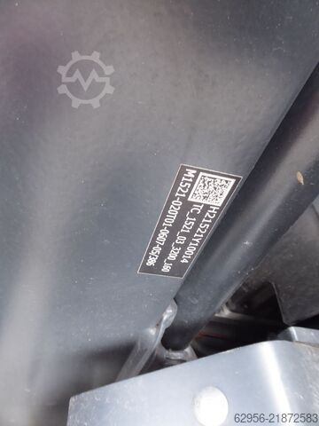 Carretilla eléctrica de 3 ruedas Linde E18-02