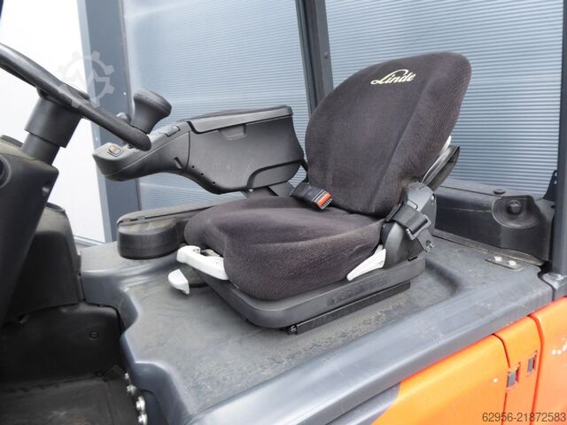 Carretilla eléctrica de 3 ruedas Linde E18-02