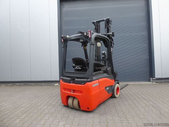 Carretilla eléctrica de 3 ruedas Linde E18-02