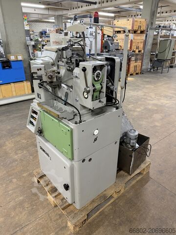 Machine à tailler les engrenages Strausak 30