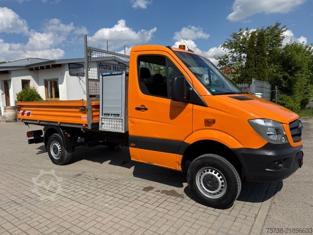 Kiepwagen bestelauto MERCEDES-BENZ Sprinter 316 CDI /4x4 Allrad/Kipper/AHK