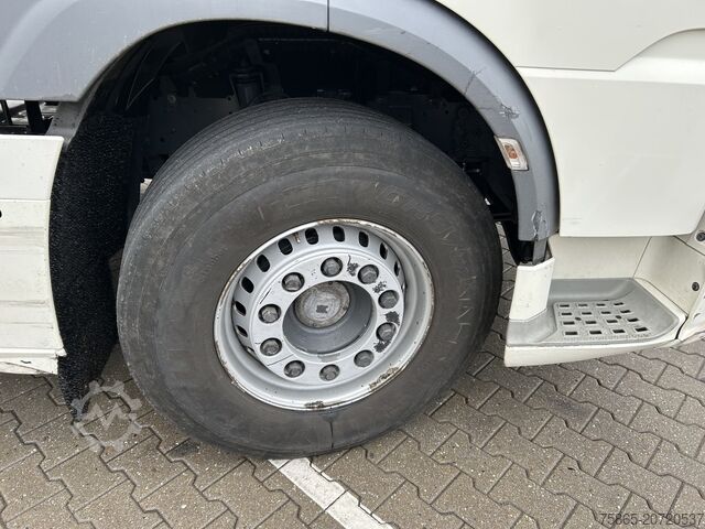 Standard tractor DAF XF 480 FT SSC / 591 dkm / 2 Tanks / APK TUV 09-26