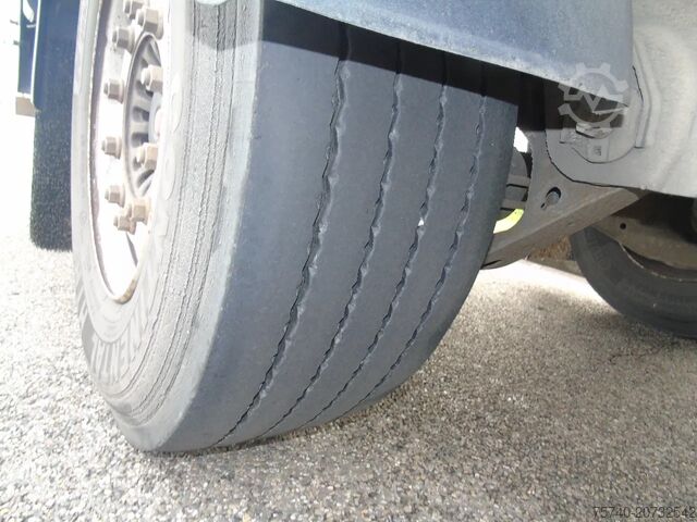 Suitcase Van Hool 2x saf + lift