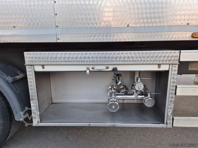 Tanker trailer Fabr. Langfeld HLW - 3 Kammern - 16.000 L