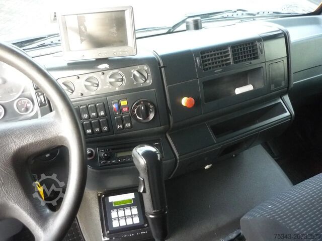 Refuse collection vehicle MAN TGM 26.340 6x2-4 Zoeller Medium XL