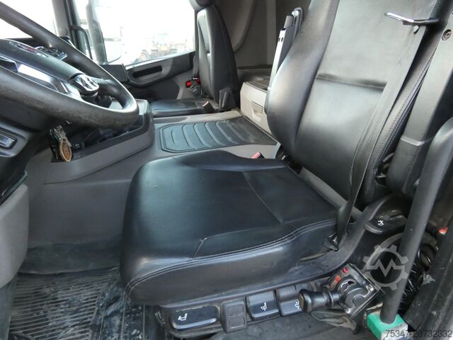 Tipper truck SCANIA G450