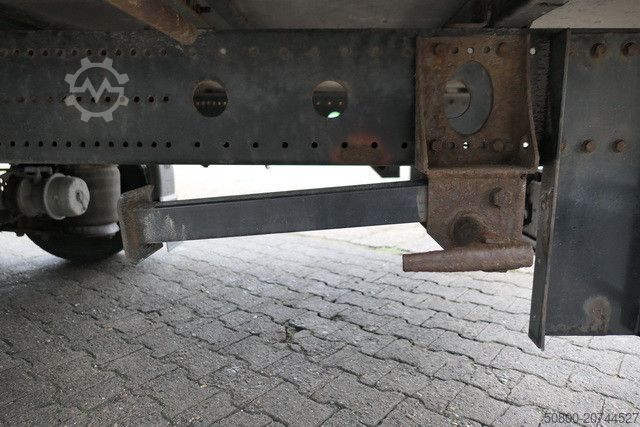 Prikolica sa sandukom MÖSLEIN TKO 105, Tandem, 6.100mm lang, Luftfederung